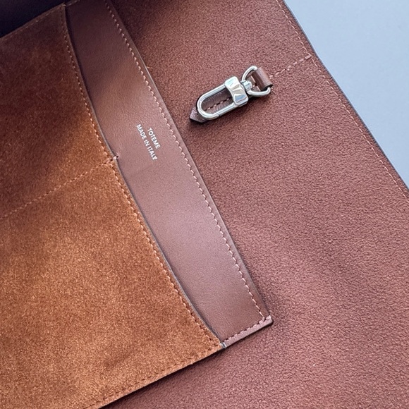 Toteme - Suede Belted Tote Bag - Picture 4 of 10